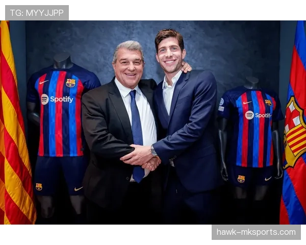 罗贝托战术灵活再获赞,助球队强势复苏表现稳步提升 罗贝托战术灵活再获赞,助球队强势复苏表现稳步提升