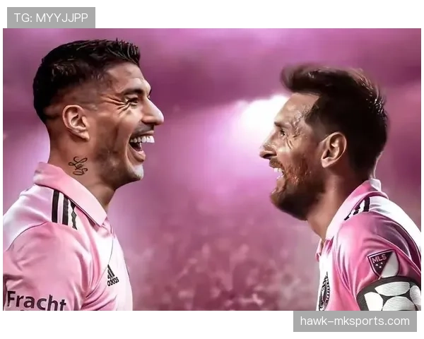 苏亚雷斯训练完回家还得哄三个娃睡觉，这体力比我上班挤地铁还狠